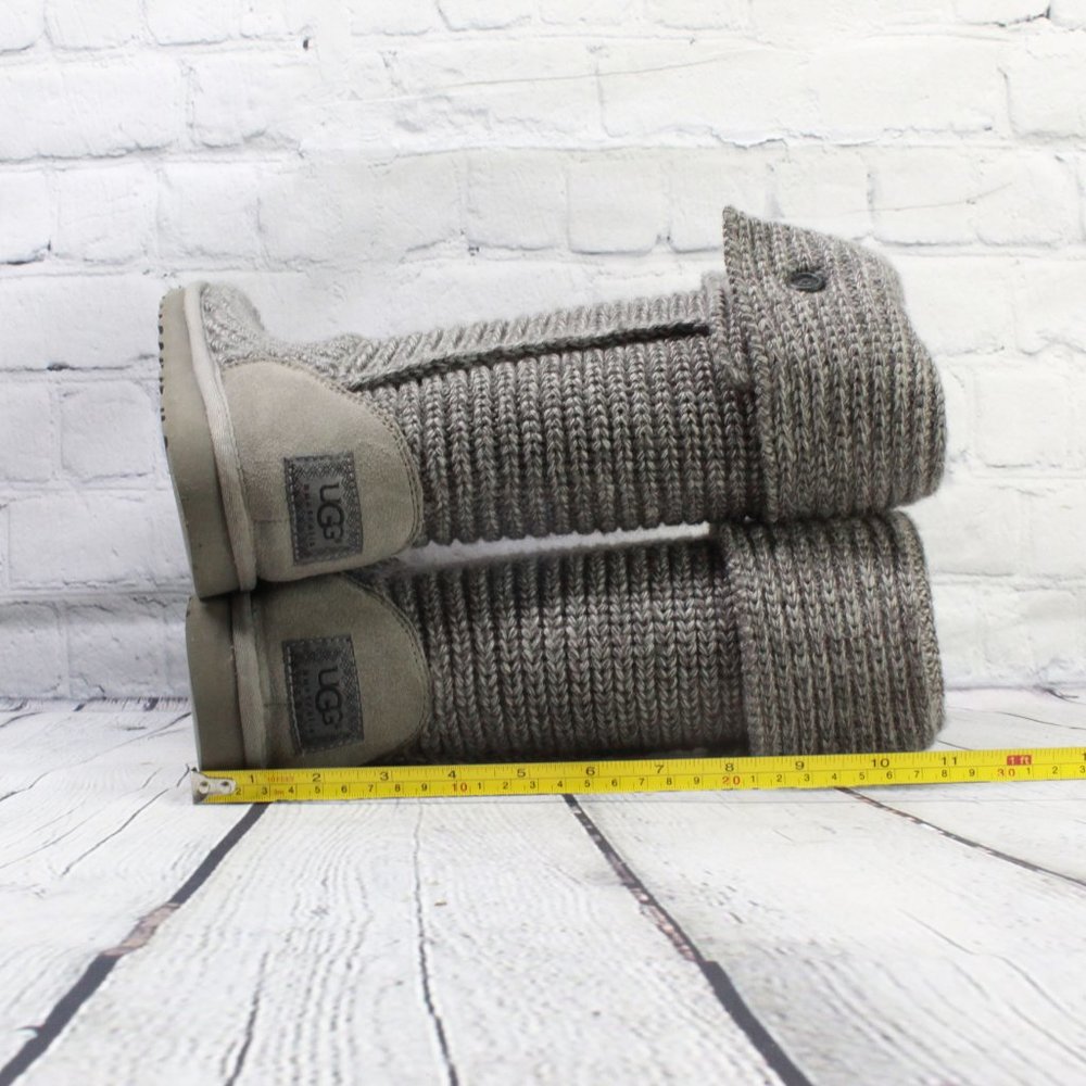 UGG Australia Gray Knitted Buttons Mid-Calf Classic Cardy Boots Size 6 M - Picture 8 of 9